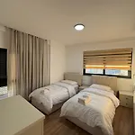 アパート Our Apartment, Center Of *